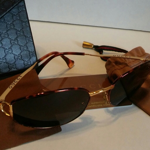 Mens GOLD GUCCI HORSEBIT VINTAGE SUNGLASSES💯% - Picture 2 of 4